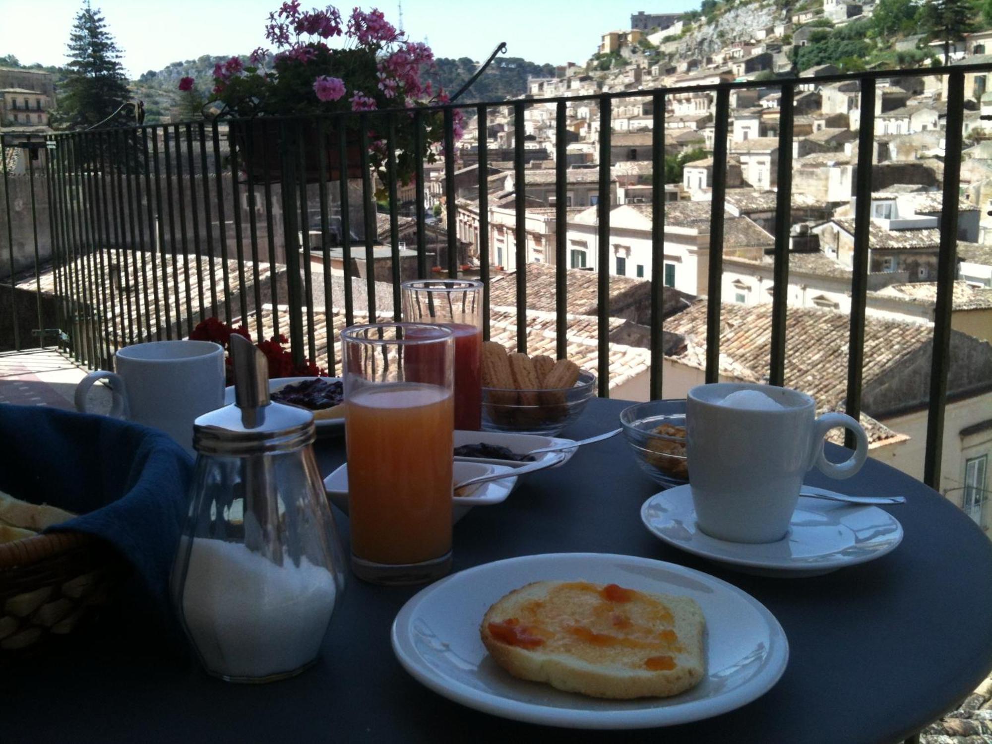 I Tetti Di Siciliando Bed & Breakfast Modica Exterior photo