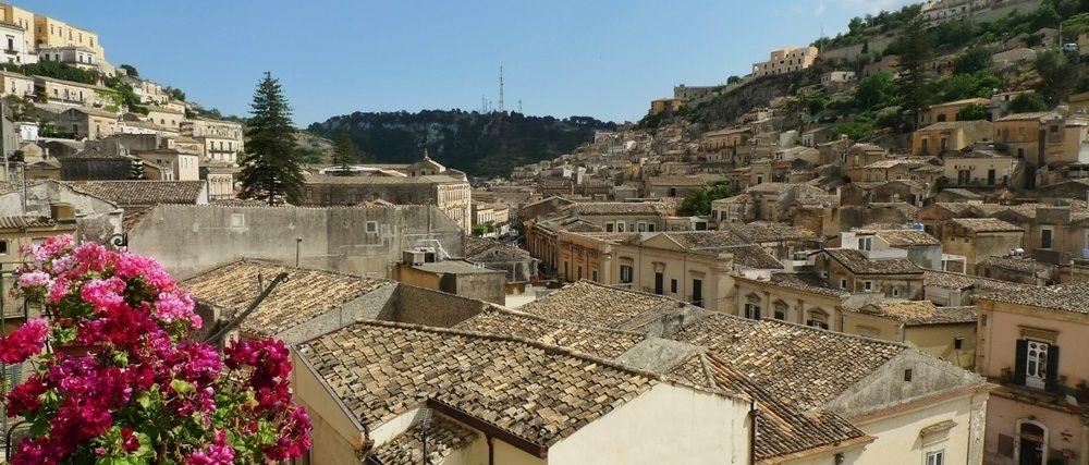 I Tetti Di Siciliando Bed & Breakfast Modica Exterior photo